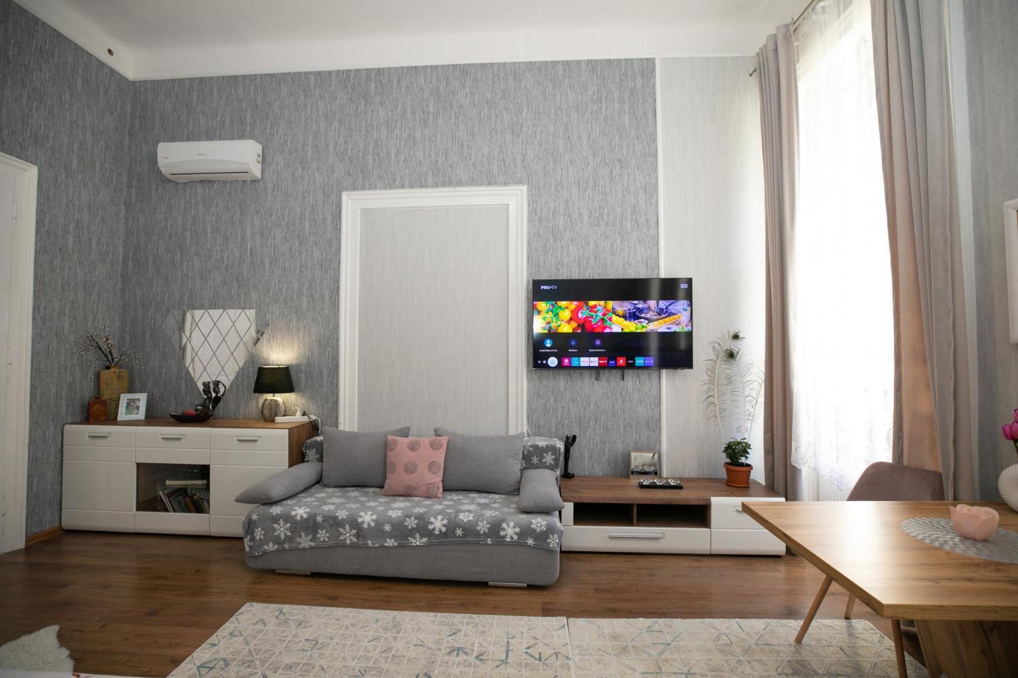 Casa Larisa Apartamento Arad Exterior foto